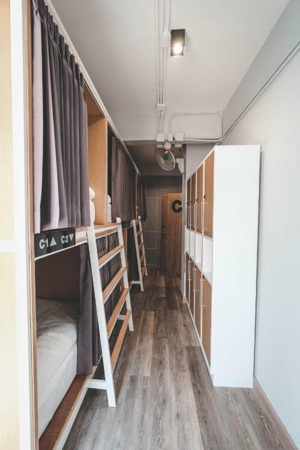 Stay Thapae Hostel Чіангмай Екстер'єр фото